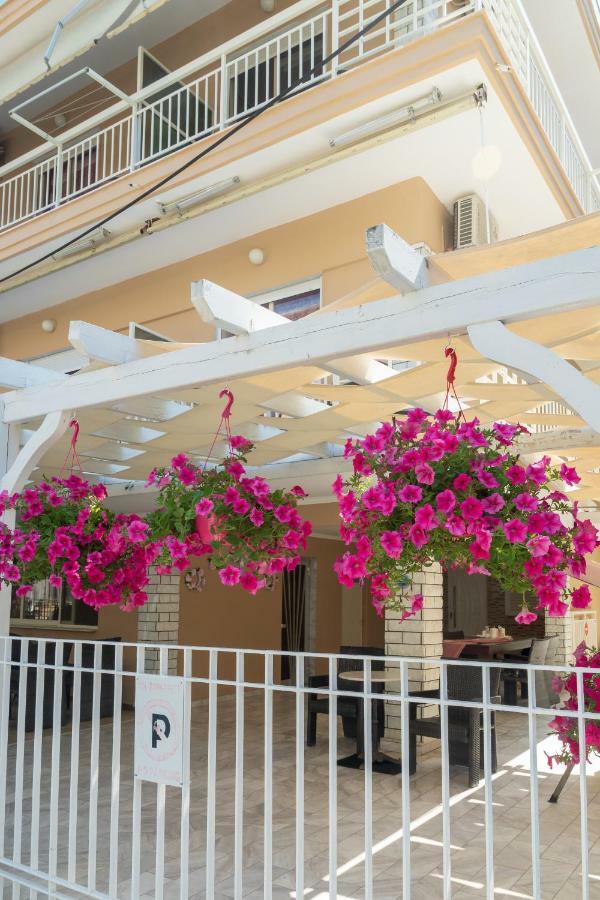 Villa Irini Olympiaki Akti Bagian luar foto