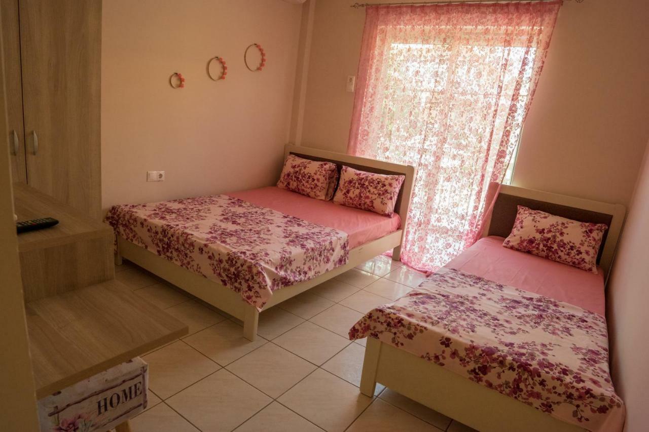 Villa Irini Olympiaki Akti Bagian luar foto
