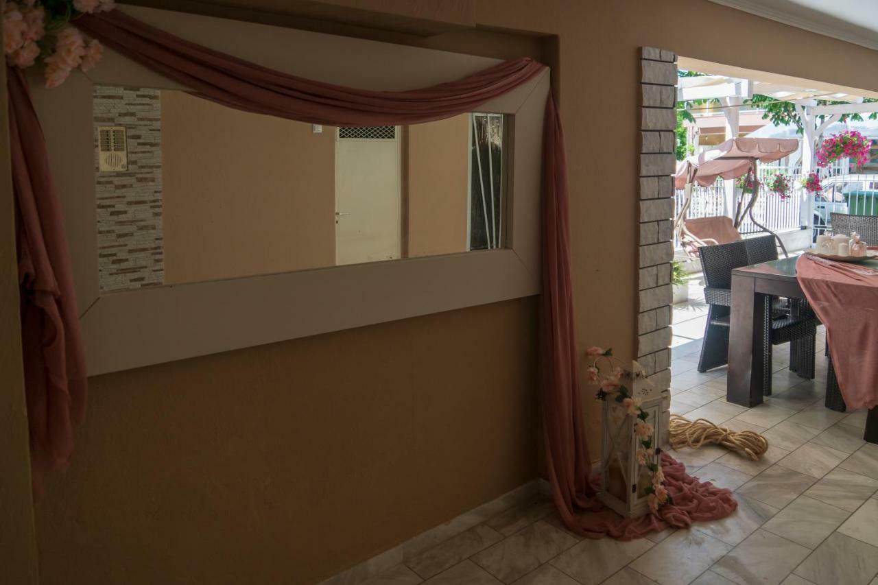 Villa Irini Olympiaki Akti Bagian luar foto